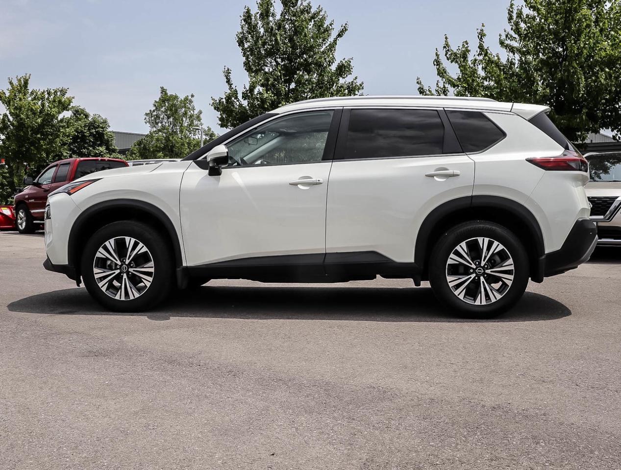 2023 Nissan Rogue SV Moonroof 1.5L TURBO AWD Photo