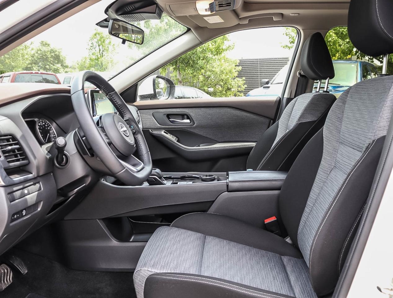 2023 Nissan Rogue SV Moonroof 1.5L TURBO AWD Photo