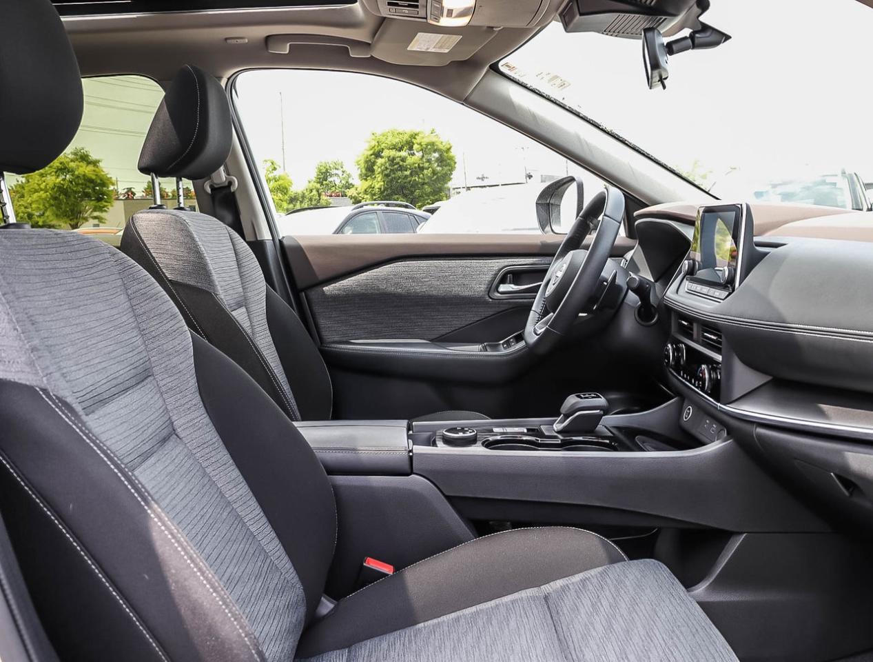 2023 Nissan Rogue SV Moonroof 1.5L TURBO AWD Photo