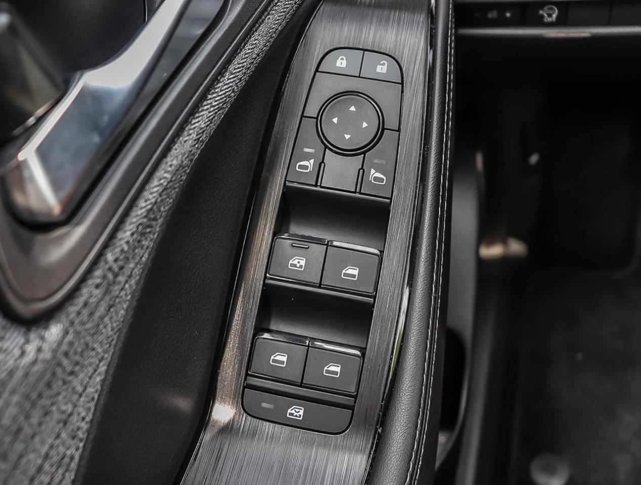 2023 Nissan Rogue SV Moonroof 1.5L TURBO AWD Photo