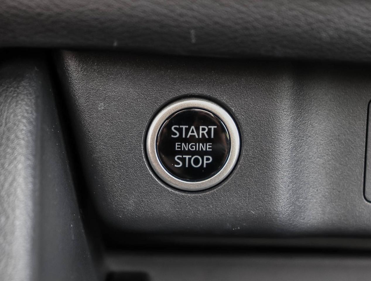 2023 Nissan Rogue SV Moonroof 1.5L TURBO AWD Photo