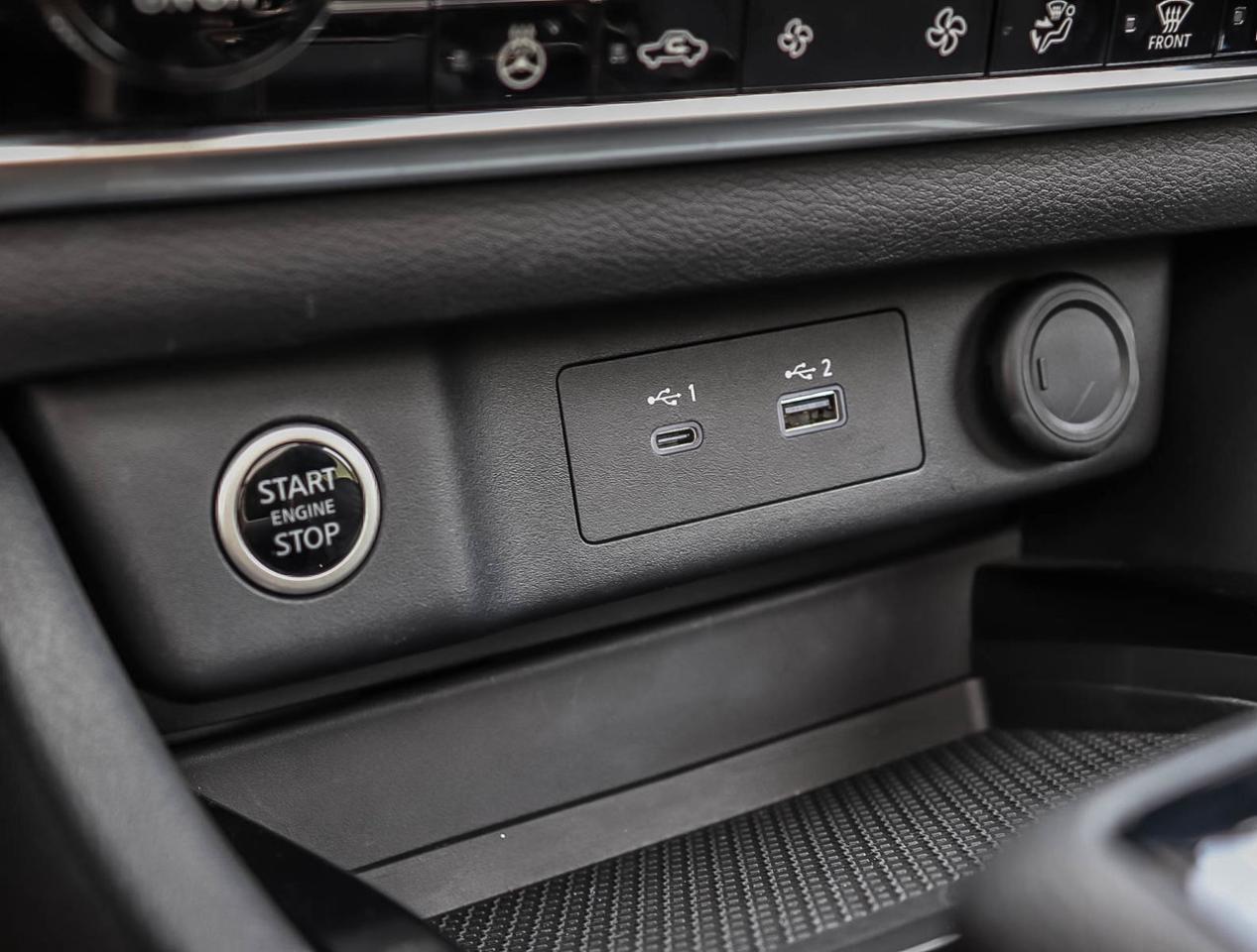 2023 Nissan Rogue SV Moonroof 1.5L TURBO AWD GREAT DEAL! Photo