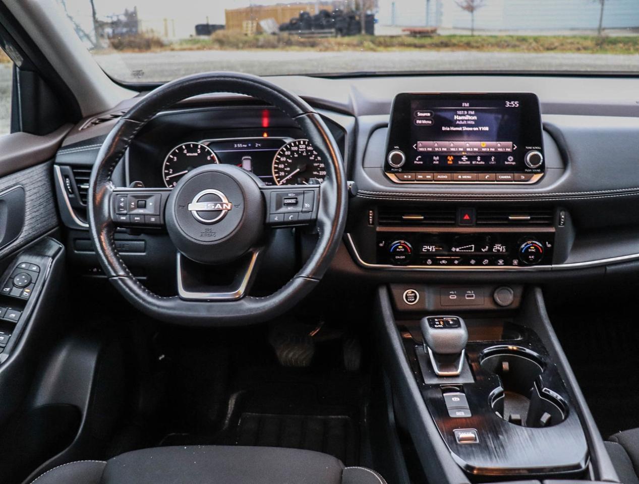 2023 Nissan Rogue S Photo