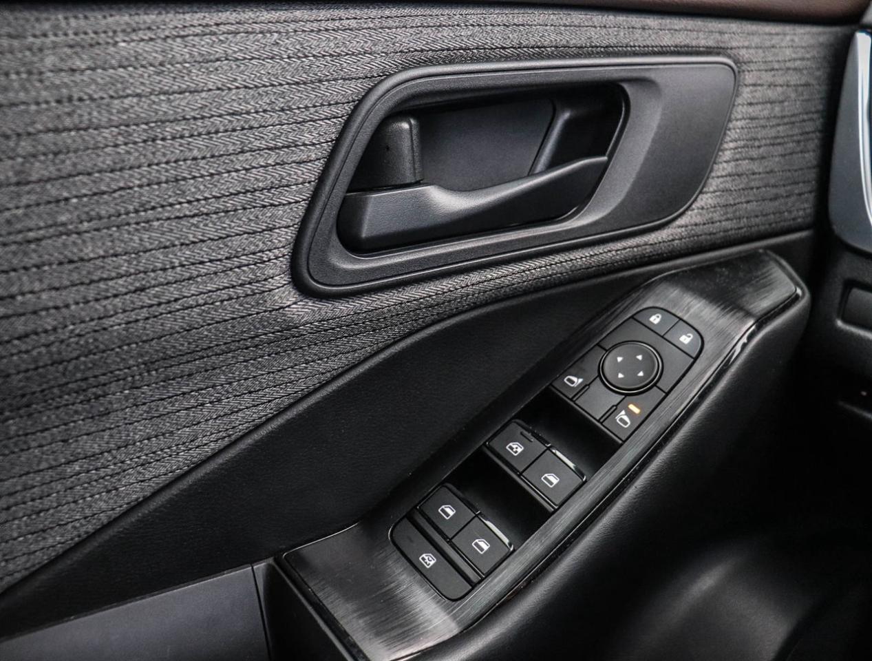 2023 Nissan Rogue S GREAT RATES Photo