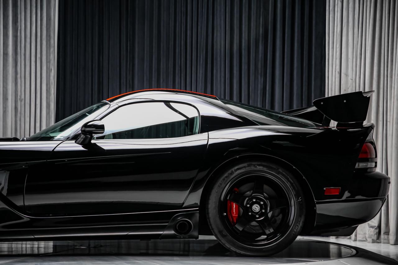 2008 Dodge Viper SRT10 ACR COMPETITION 8.4L V10 600HP BREMBO CARBON Photo