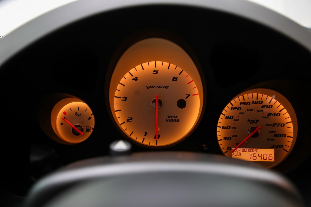 2008 Dodge Viper SRT10 ACR COMPETITION 8.4L V10 600HP BREMBO CARBON Photo