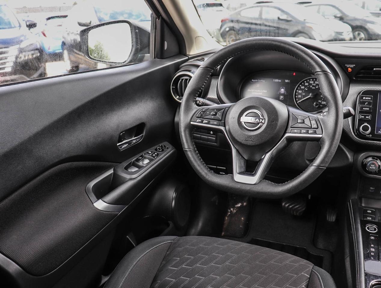 2023 Nissan Kicks SV !!! NO ACCIDENTS !!! ONE OWNER !!! 17 ALLOYS Photo