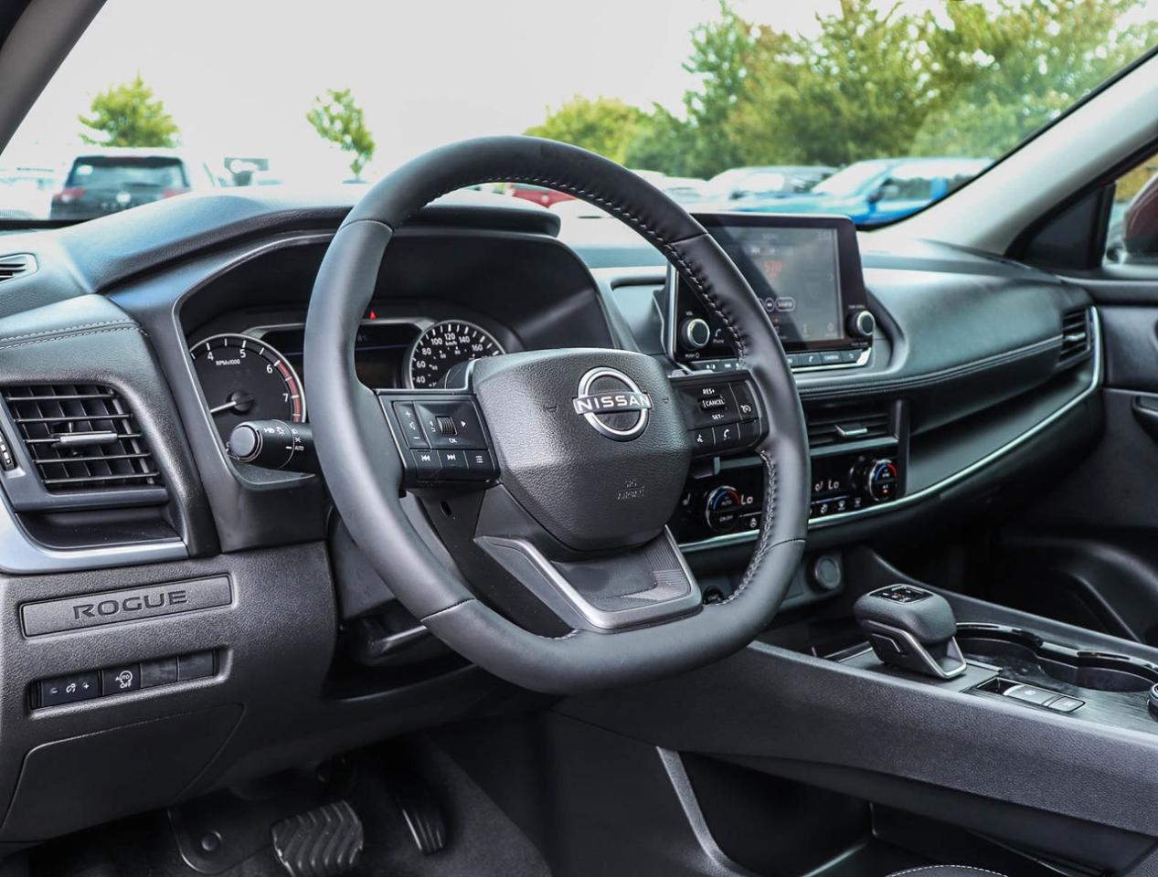 2025 Nissan Rogue S Photo