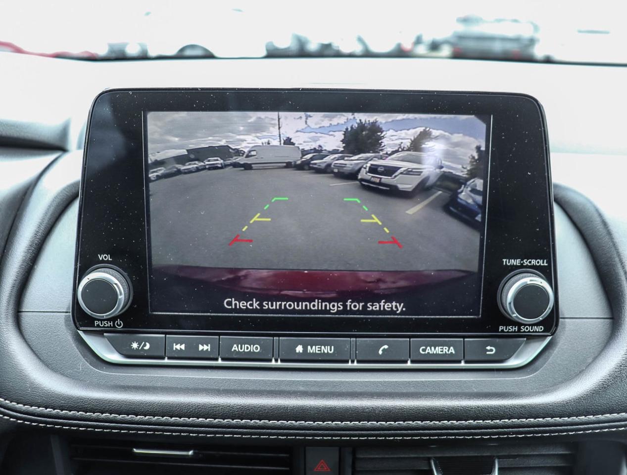 2025 Nissan Rogue S Photo