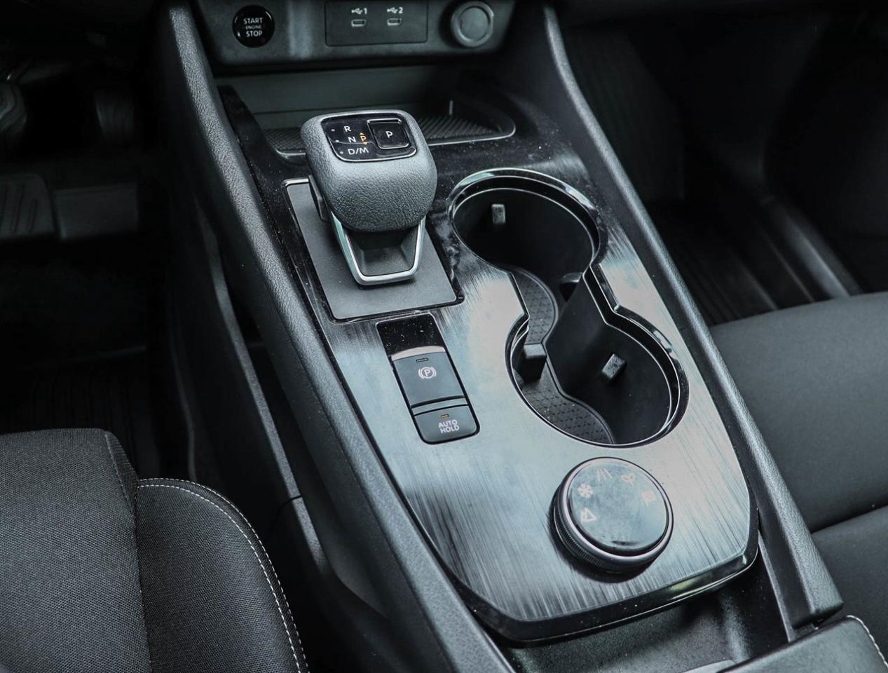 2025 Nissan Rogue S Photo