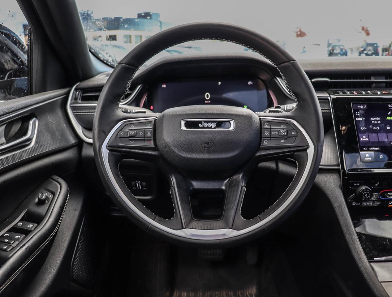 2023 Jeep Grand Cherokee L ALTITUDE Photo