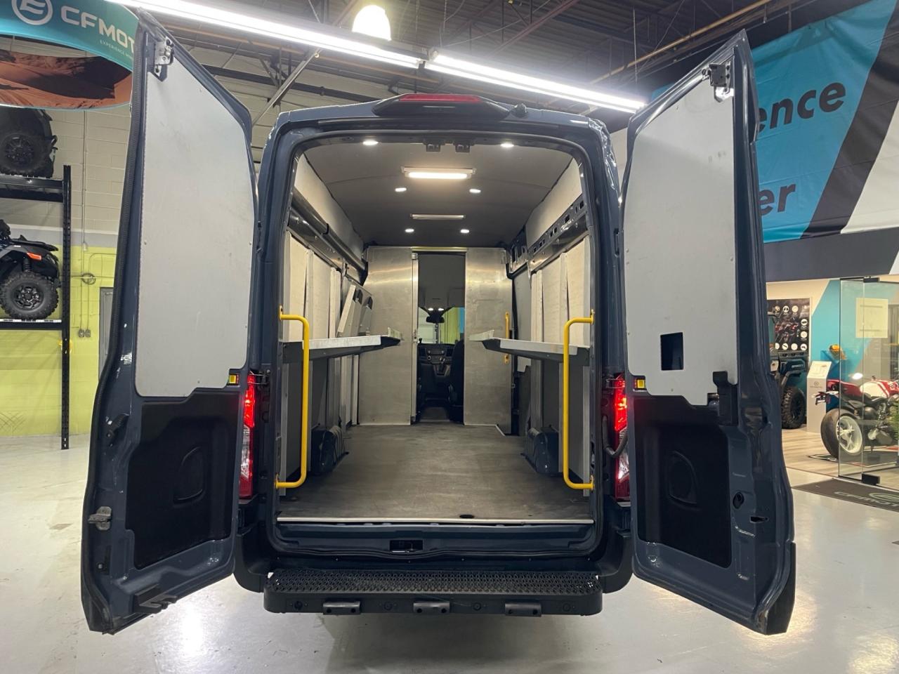 2021 Ford Transit Cargo Van T-250 148 EL   EXTRA LONG   CAMERA   HIGH ROOF   D Photo3