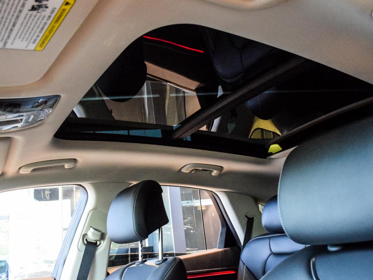 2026 Genesis GV70 2.5T Adv.Tech Pkg AWD    Used Demonstrator Photo