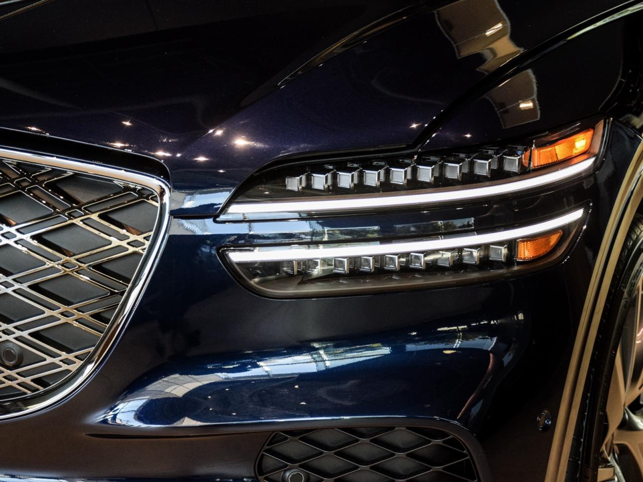 2026 Genesis GV70 2.5T Adv.Tech Pkg AWD    Used Demonstrator Photo