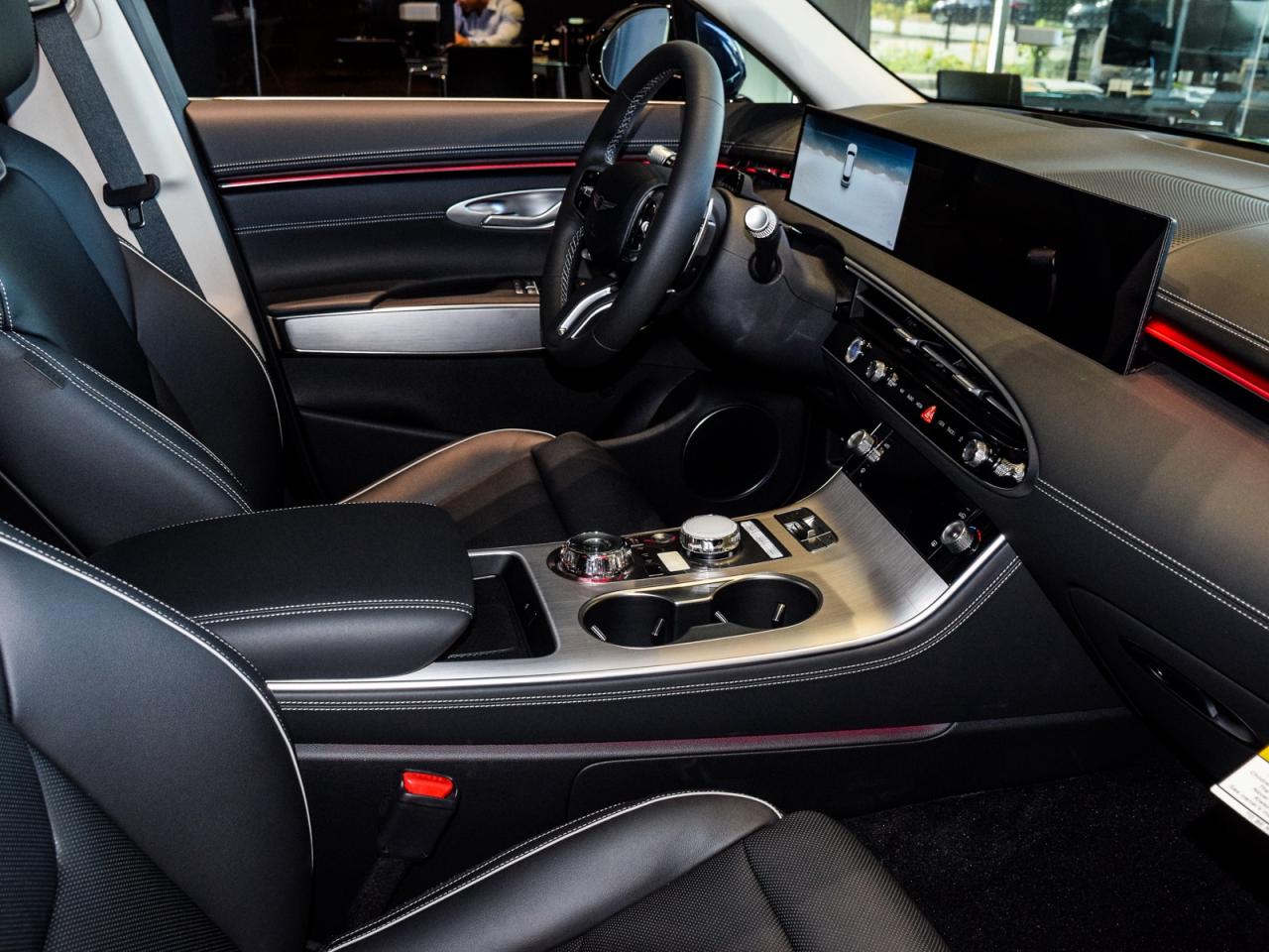 2026 Genesis GV70 2.5T Adv.Tech Pkg AWD    Used Demonstrator Photo