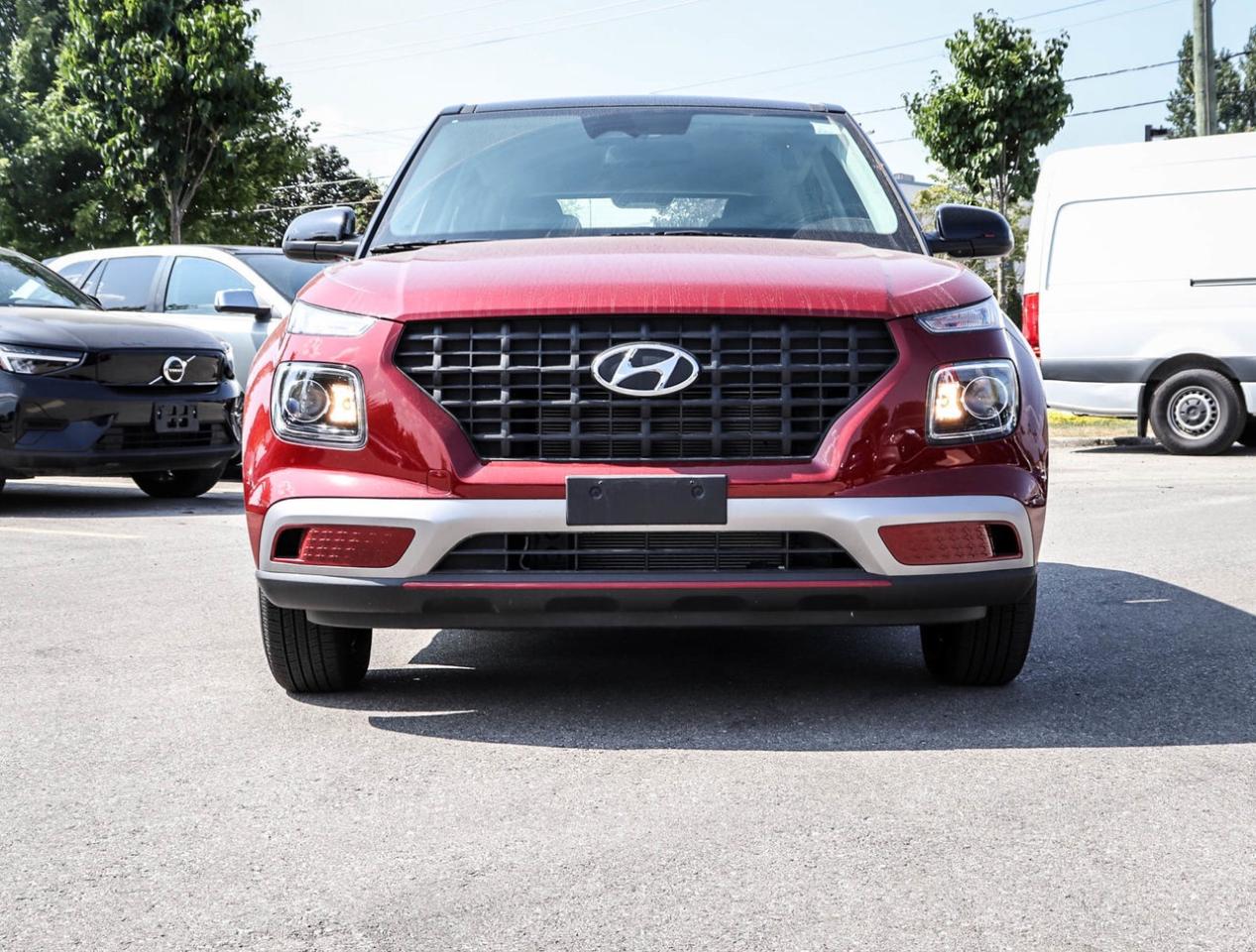 2024 Hyundai Venue Essential !!! LOW KM !!! DIGITAL DASH   HEATED SEA Photo