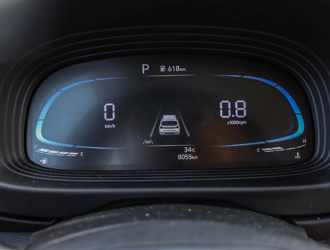 2024 Hyundai Venue Essential !!! LOW KM !!! DIGITAL DASH   HEATED SEA Photo