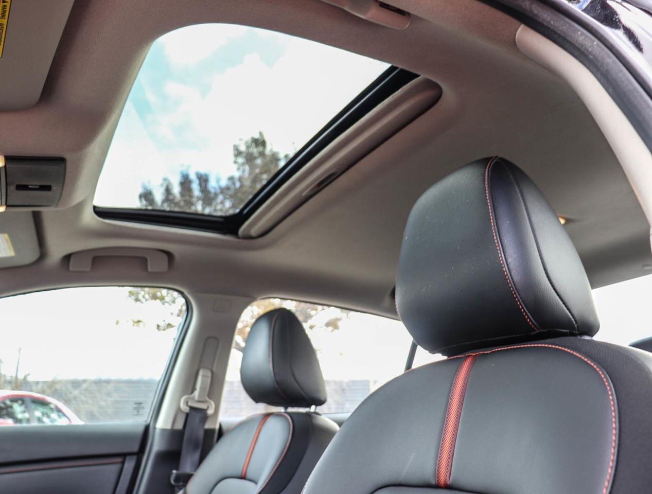 2024 Nissan Sentra SR Photo