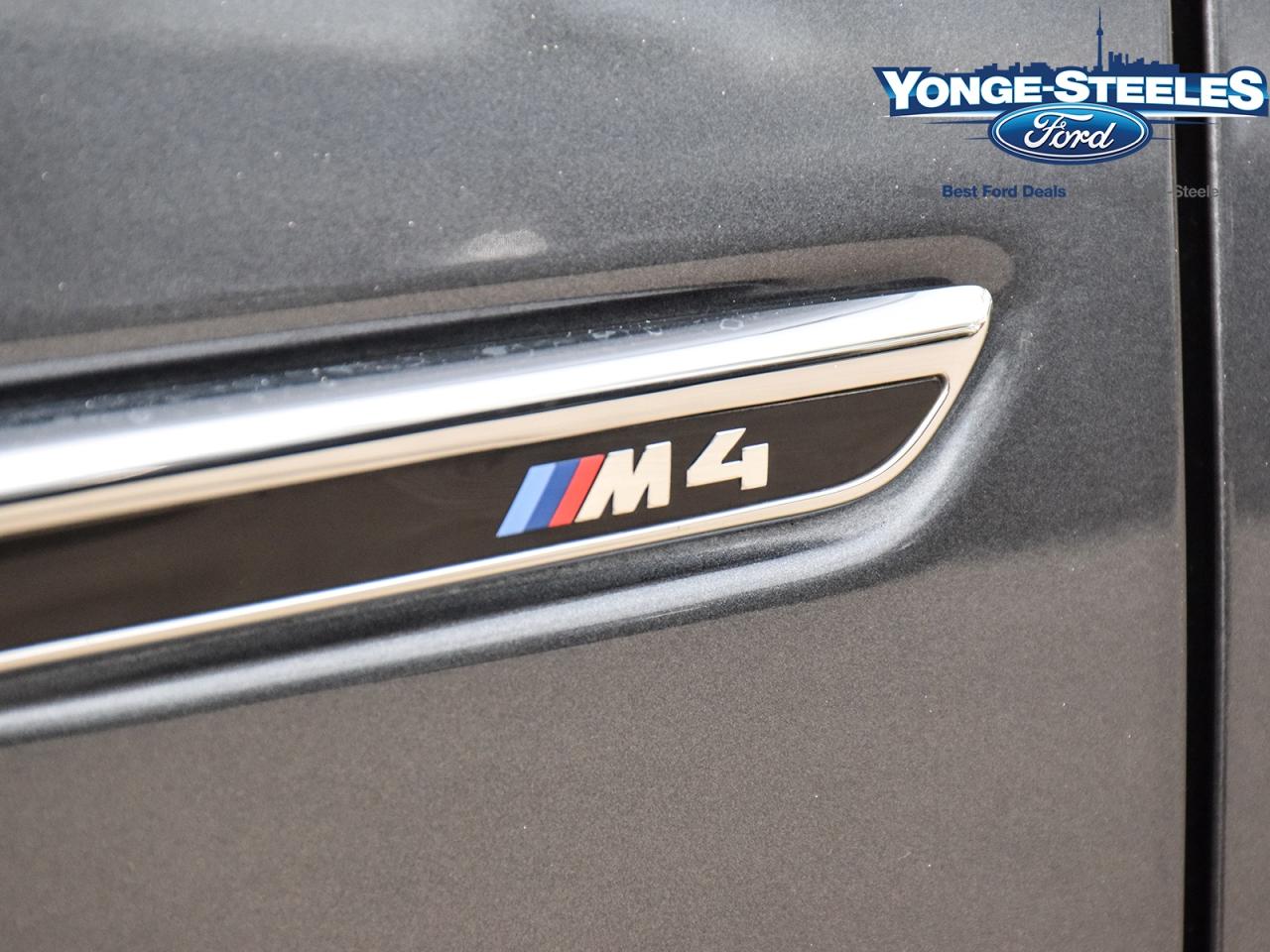 2020 BMW M4 Coupe Photo