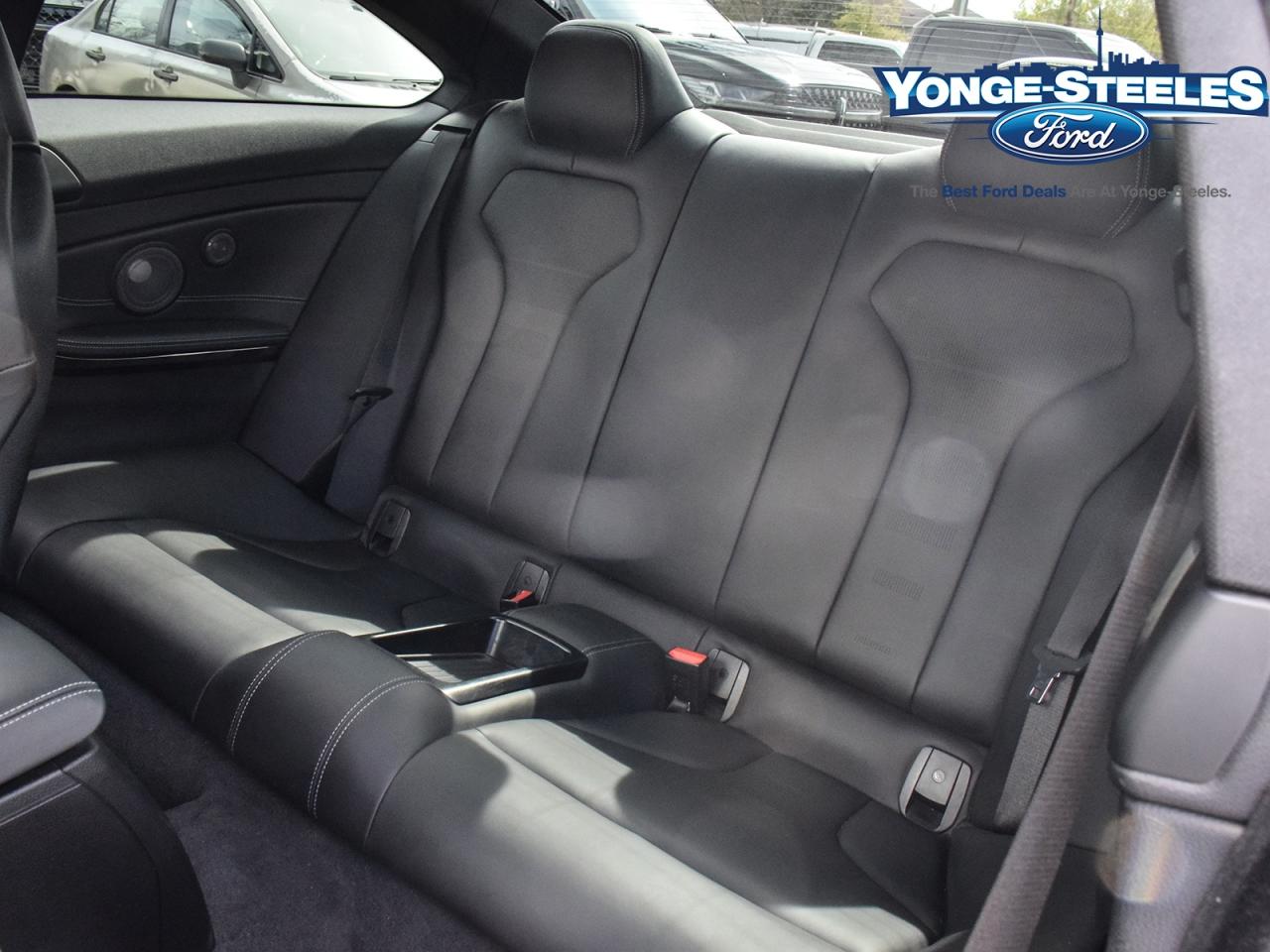 2020 BMW M4 Coupe Photo