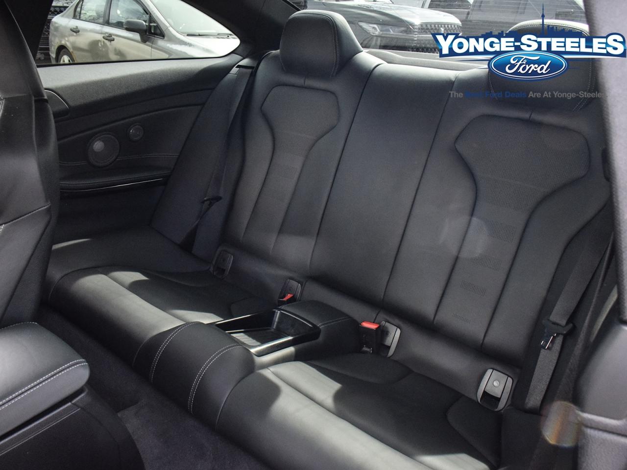 2020 BMW M4 Coupe Photo