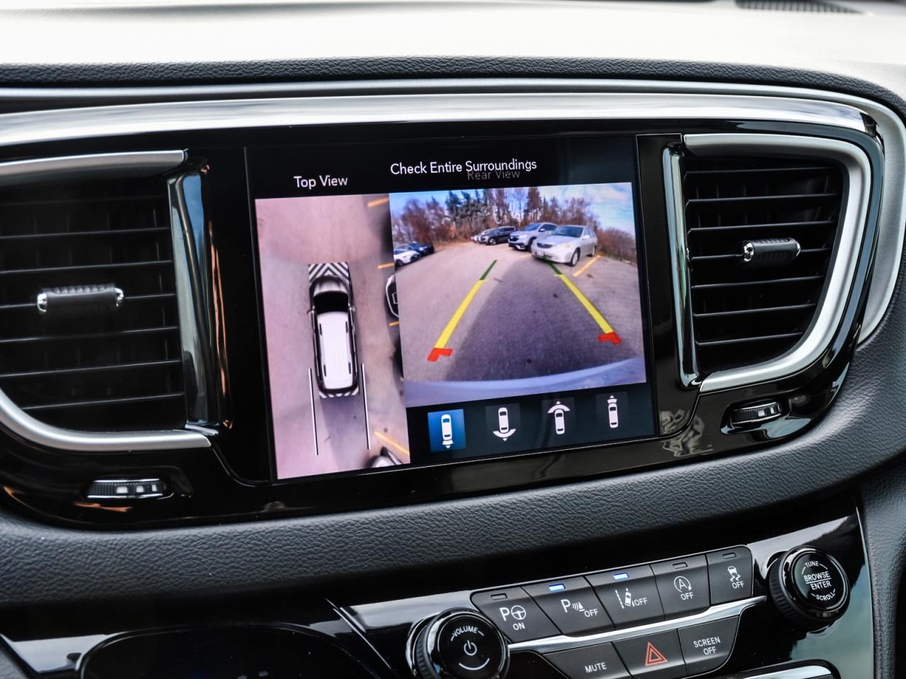 2020 Chrysler Pacifica STOW N GO   1owner   No Accidents   Full Serv Recs Photo