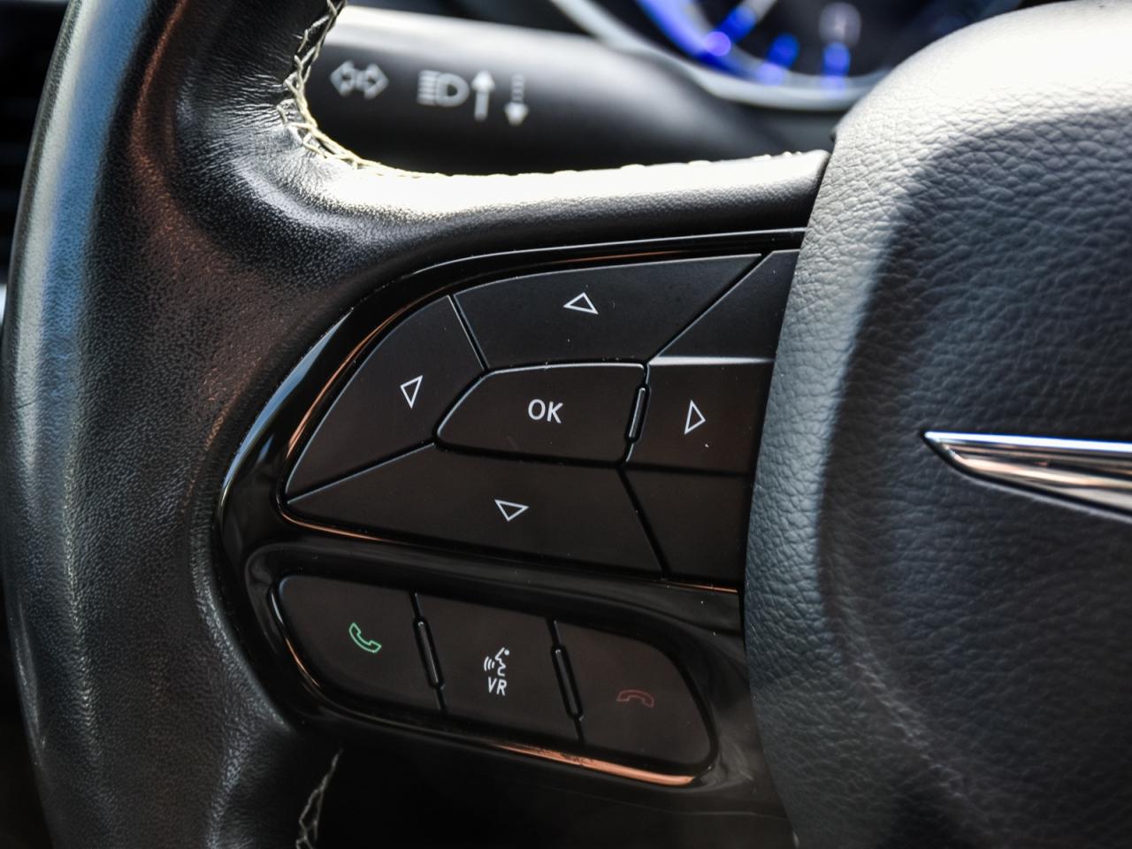 2020 Chrysler Pacifica STOW N GO   1owner   No Accidents   Full Serv Recs Photo