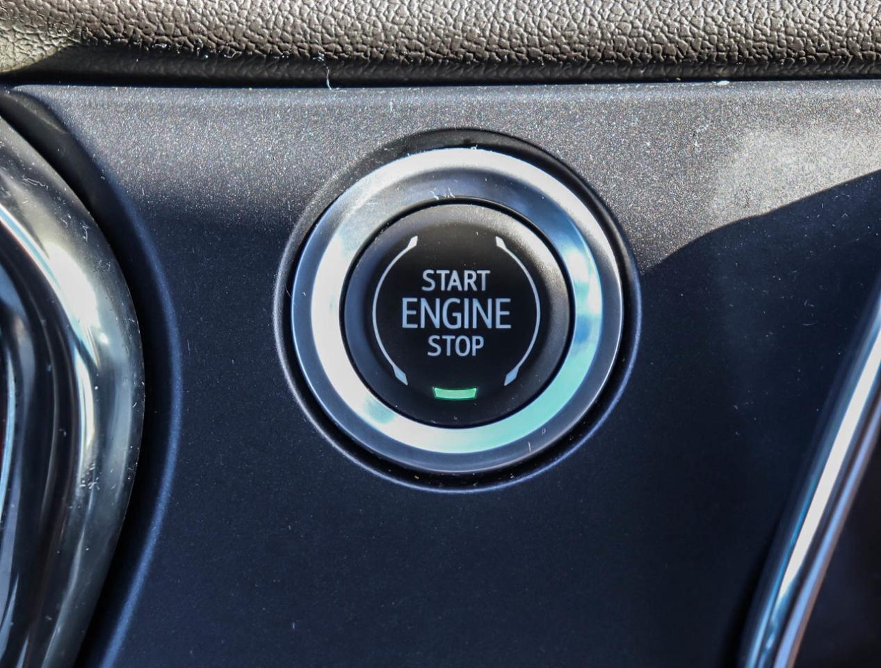 2022 Chevrolet Blazer RS !!! NO ACCIDENTS !!! ONE OWNER !!! 21 ALLOYS Photo