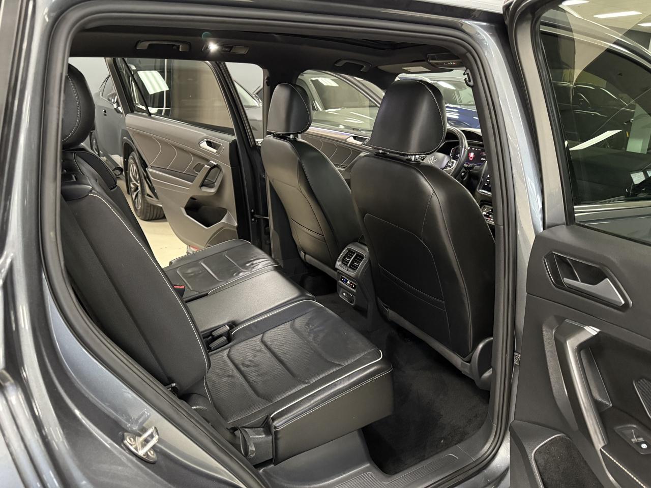 2022 Volkswagen Tiguan Highline R-Line 4MOTION**7 PASSENGER*NO ACCIDENTS! Photo