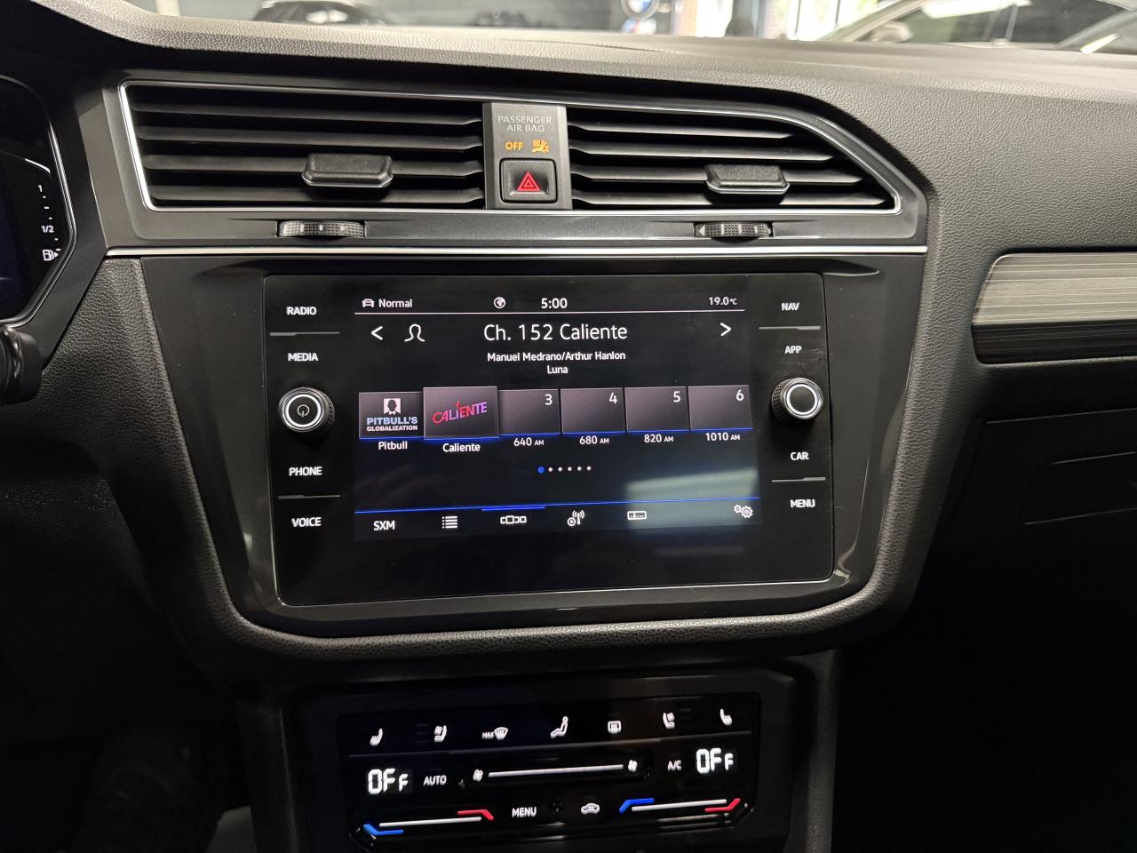 2022 Volkswagen Tiguan Highline R-Line 4MOTION**7 PASSENGER*NO ACCIDENTS! Photo