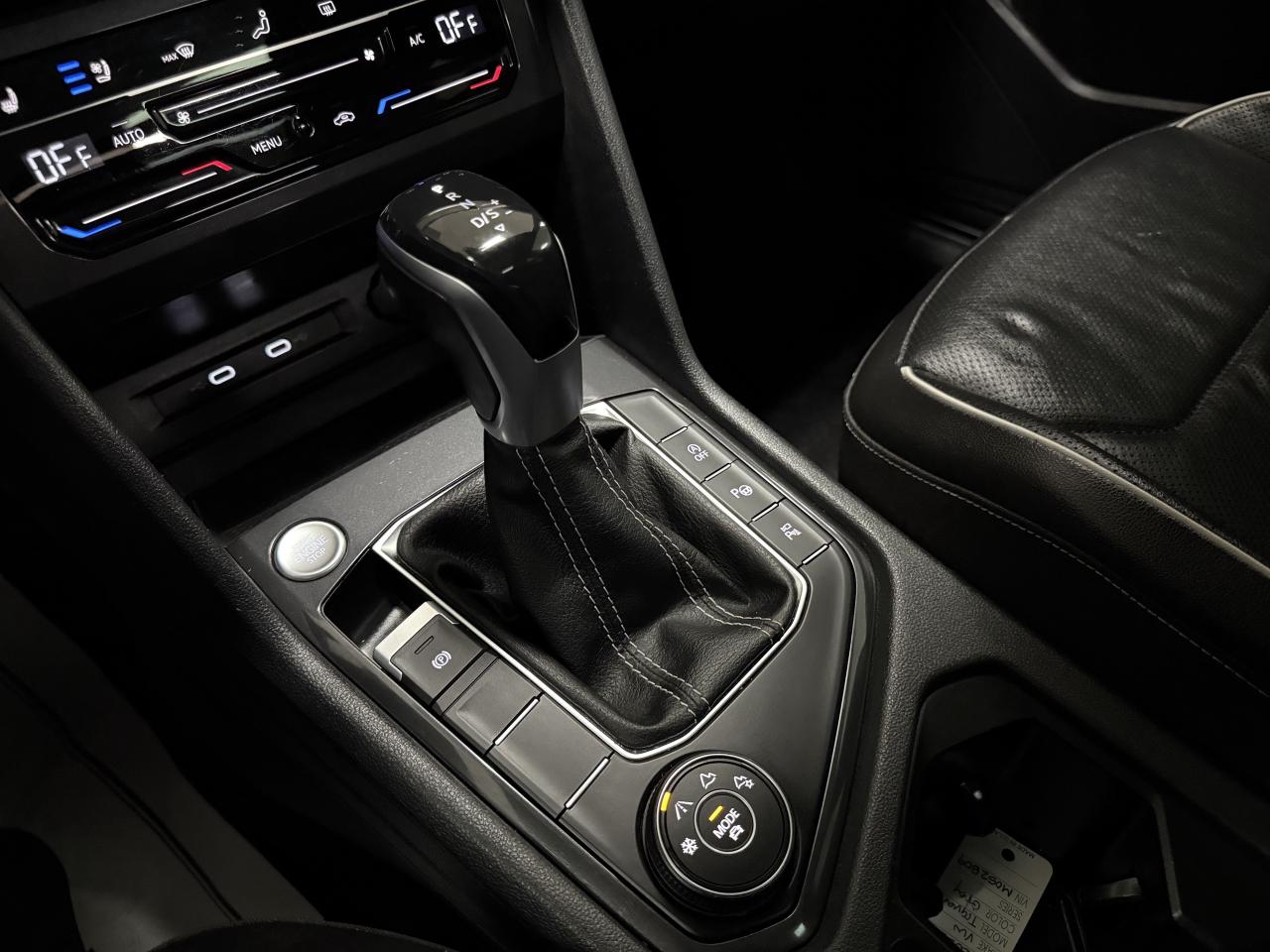 2022 Volkswagen Tiguan Highline R-Line 4MOTION**7 PASSENGER*NO ACCIDENTS! Photo