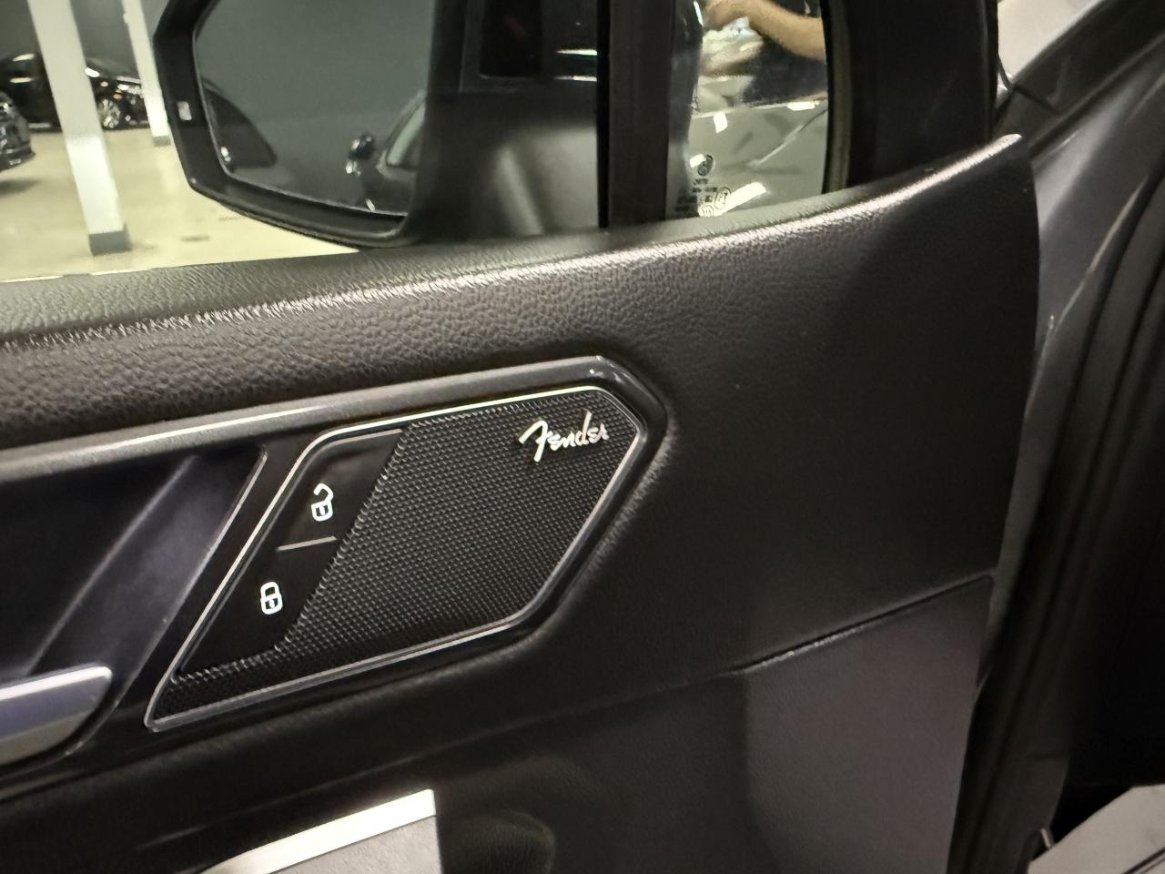 2022 Volkswagen Tiguan Highline R-Line 4MOTION**7 PASSENGER*NO ACCIDENTS! Photo