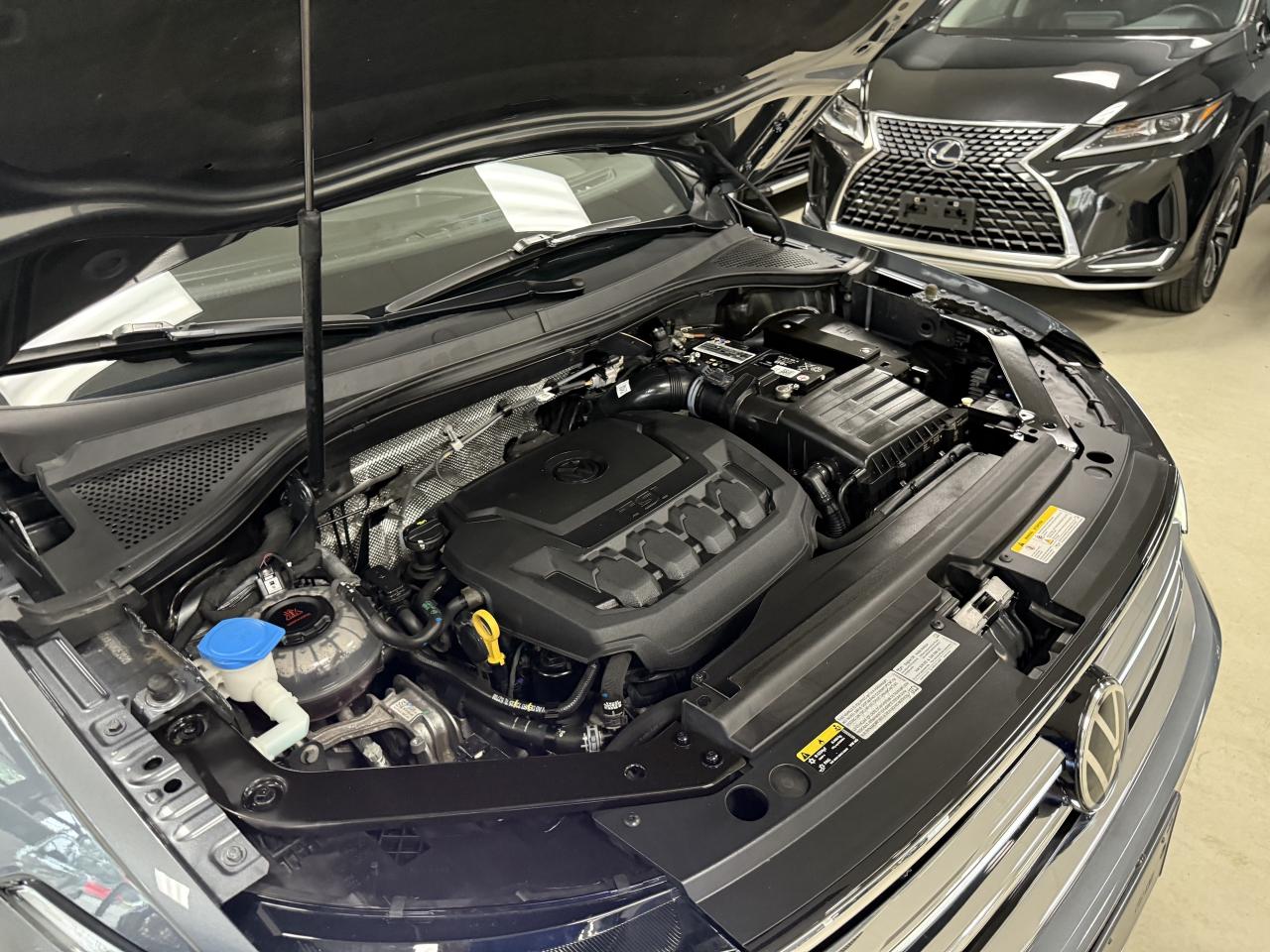 2022 Volkswagen Tiguan Highline R-Line 4MOTION**7 PASSENGER*NO ACCIDENTS! Photo