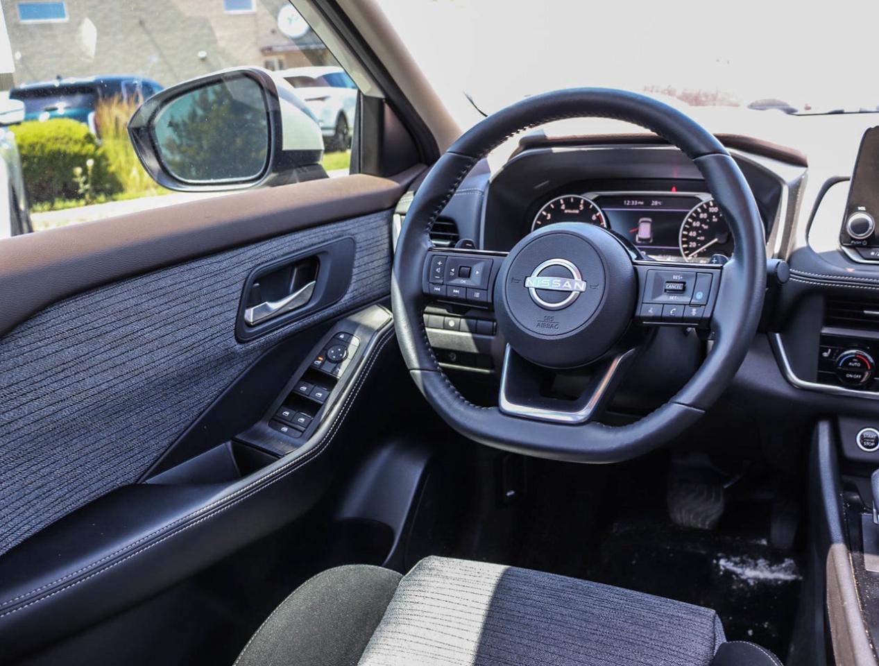 2023 Nissan Rogue SV Moonroof 1.5L TURBO AWD Photo