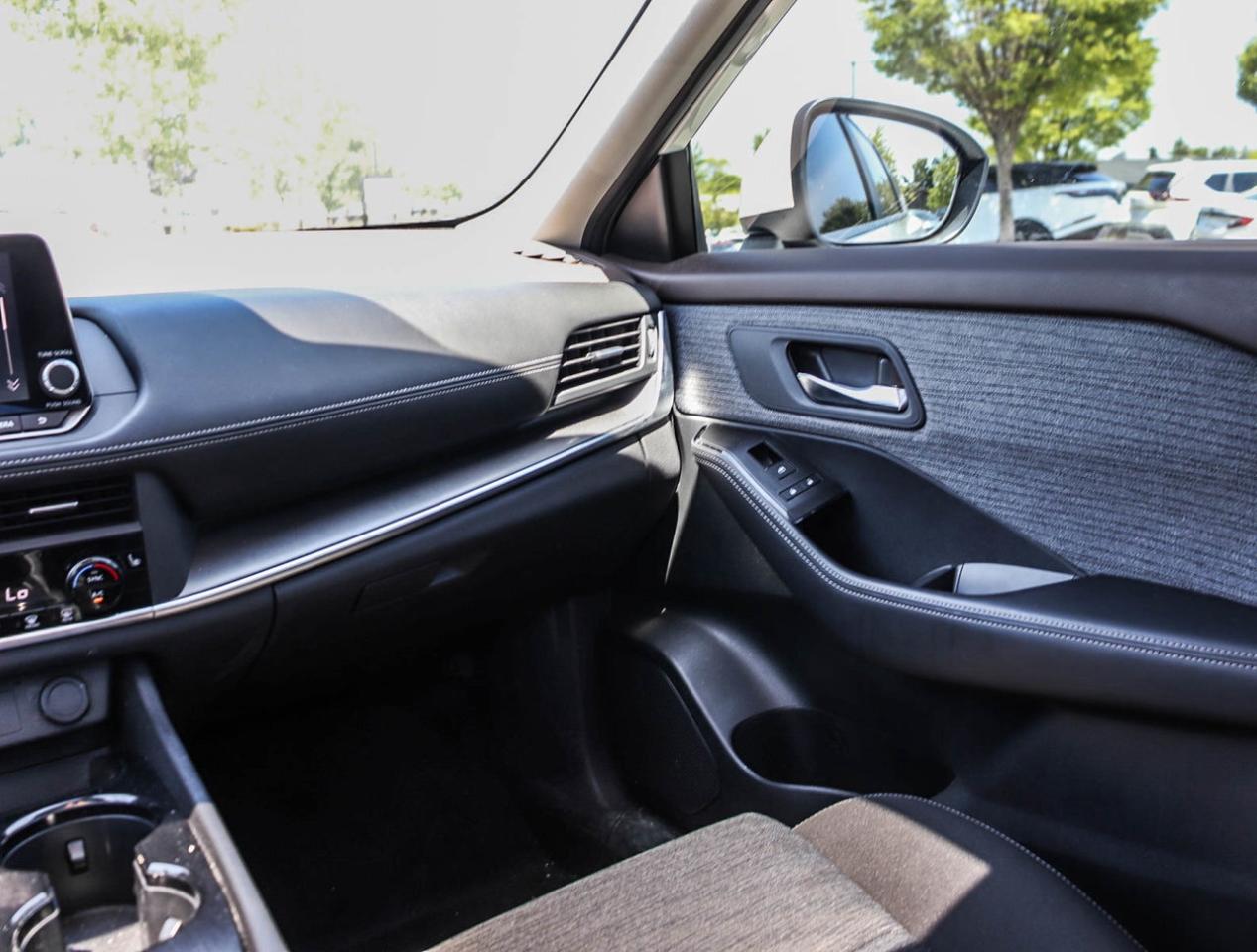 2023 Nissan Rogue SV Moonroof 1.5L TURBO AWD Photo