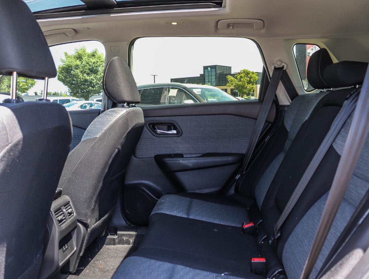 2023 Nissan Rogue SV Moonroof 1.5L TURBO AWD Photo