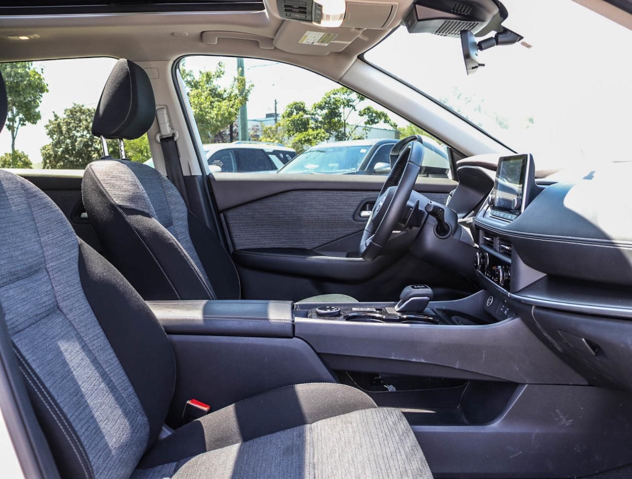 2023 Nissan Rogue SV Moonroof 1.5L TURBO AWD Photo