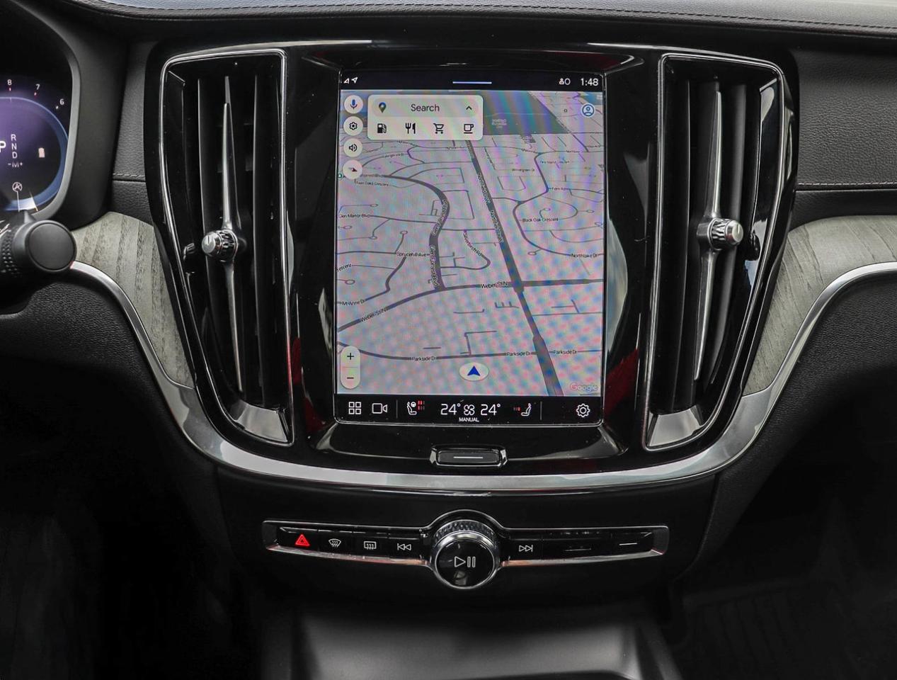 2024 Volvo S60 Ultimate Dark Theme Photo