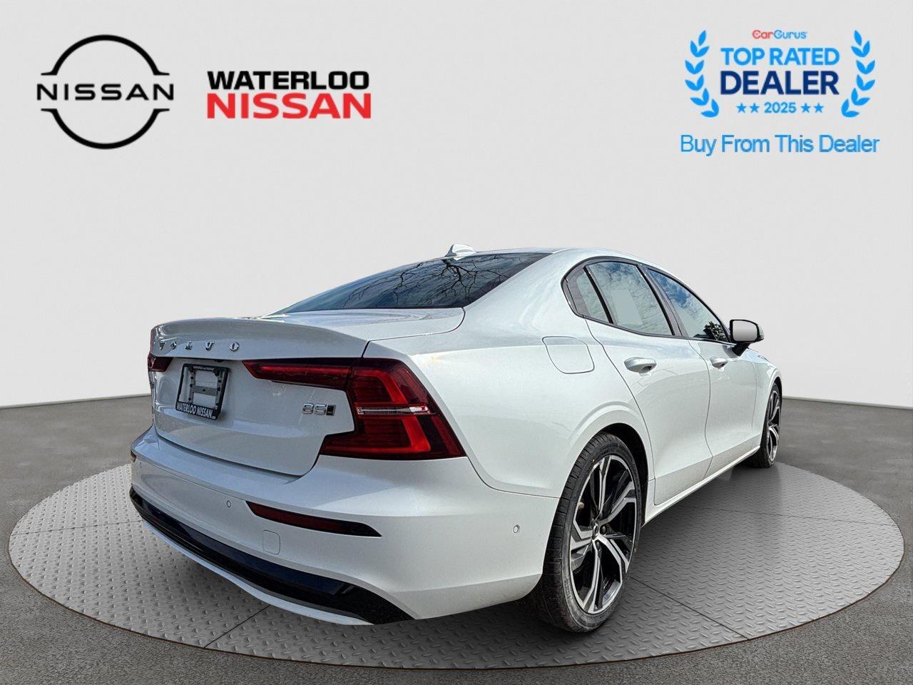 2024 Volvo S60 Ultimate Dark Theme Photo
