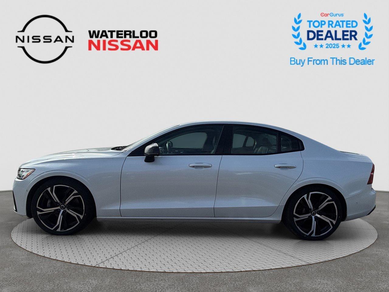 2024 Volvo S60 Ultimate Dark Theme Photo