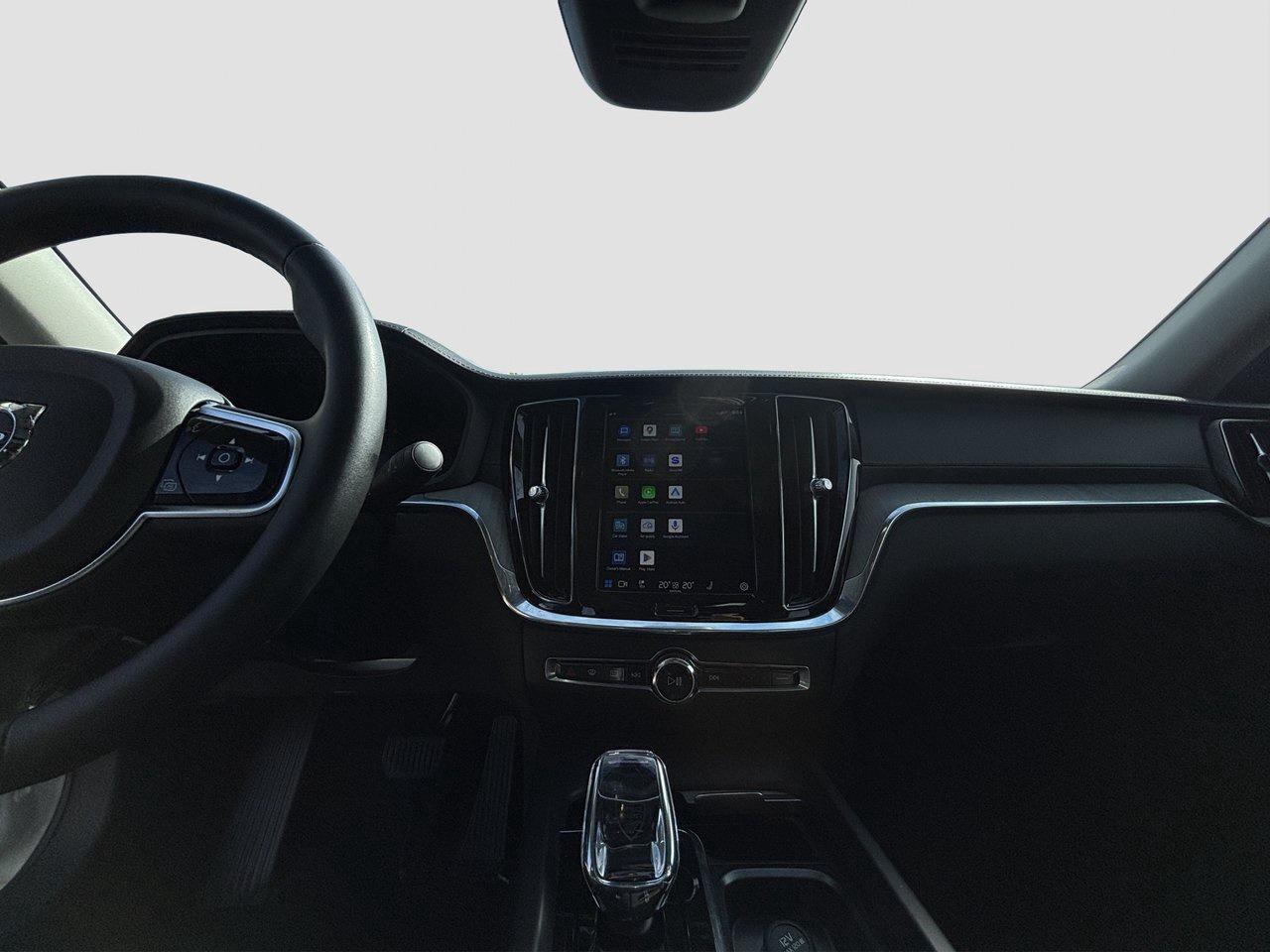 2024 Volvo S60 Ultimate Dark Theme Photo