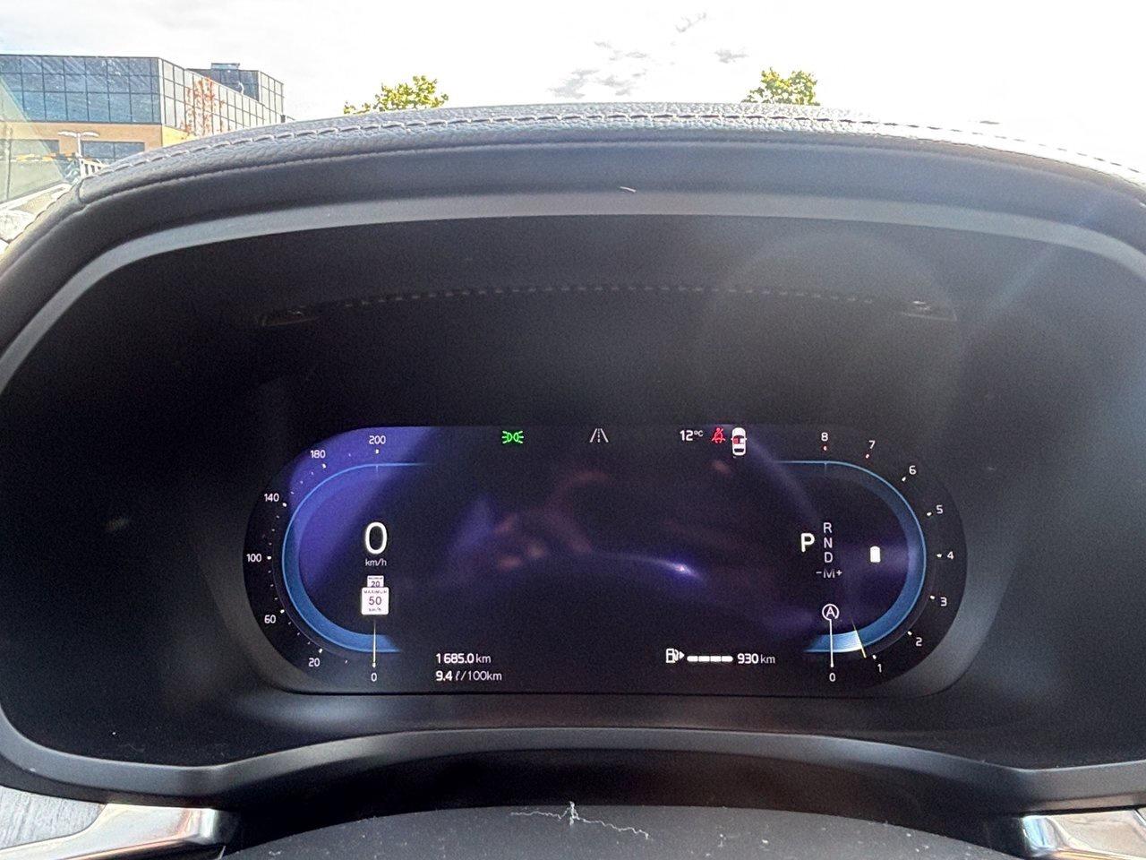 2024 Volvo S60 Ultimate Dark Theme Photo