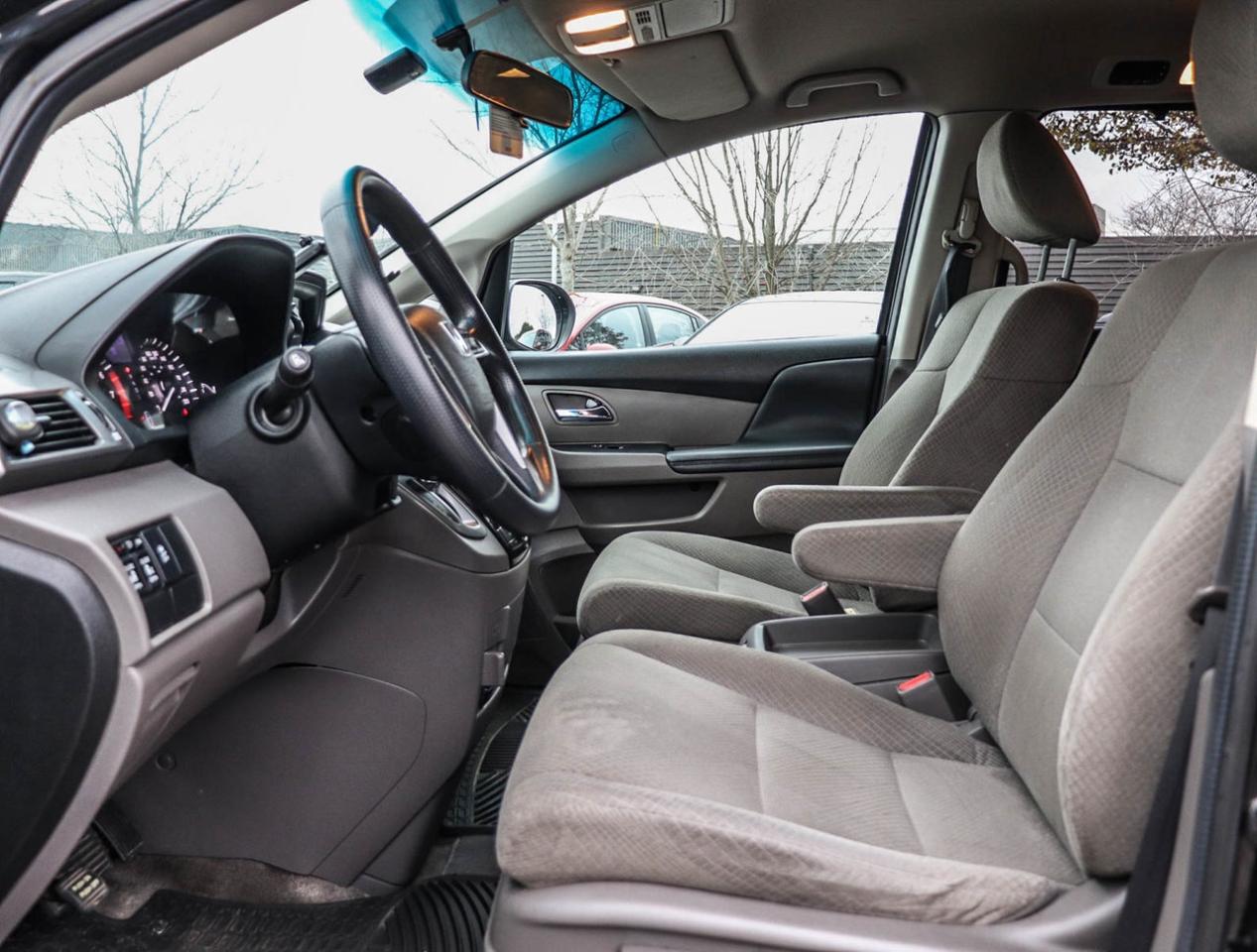 2014 Honda Odyssey EX Photo