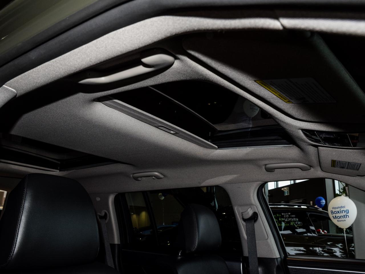 2025 Hyundai Santa Fe Used Demonstrator   Demo $$   Free Winter Tires Photo