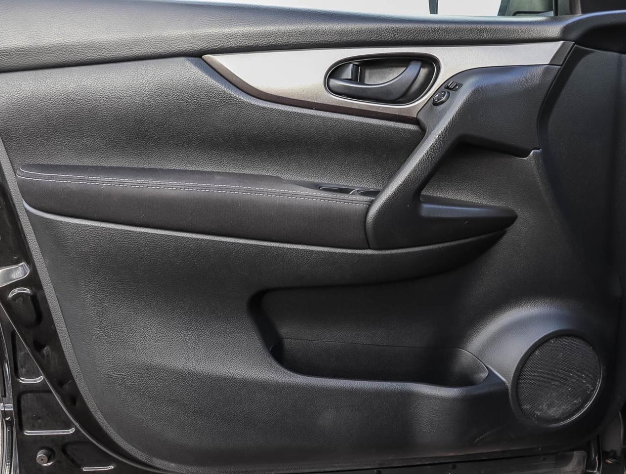 2018 Nissan Qashqai S Photo