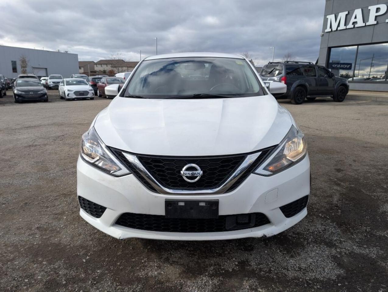2018 Nissan Sentra SV Photo2