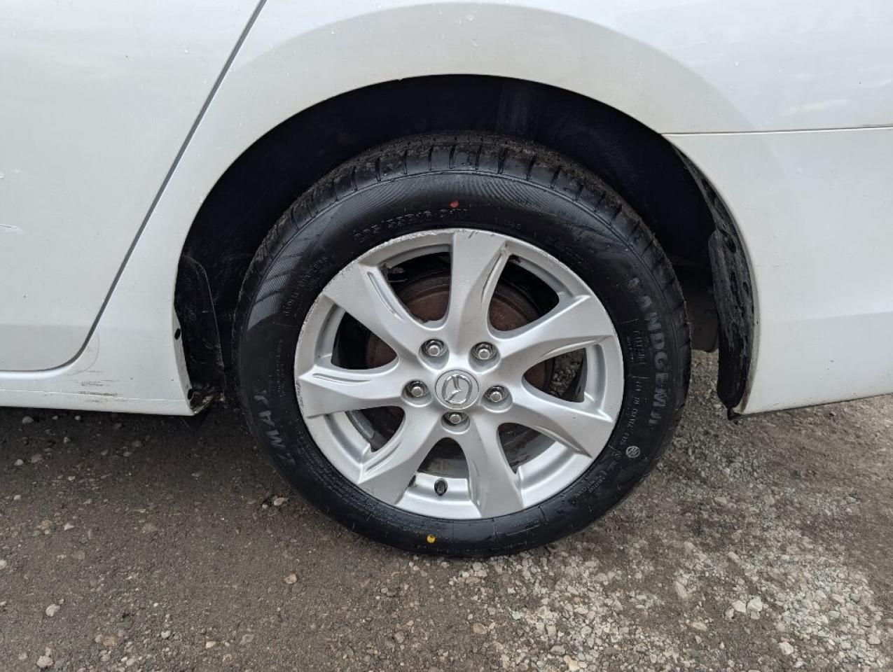 2018 Nissan Sentra SV Photo