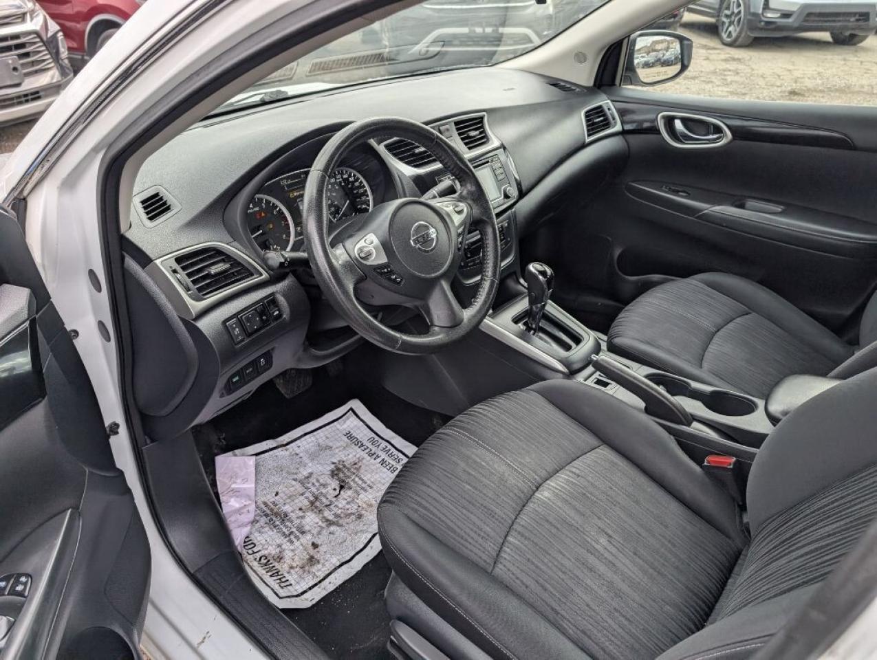 2018 Nissan Sentra SV Photo