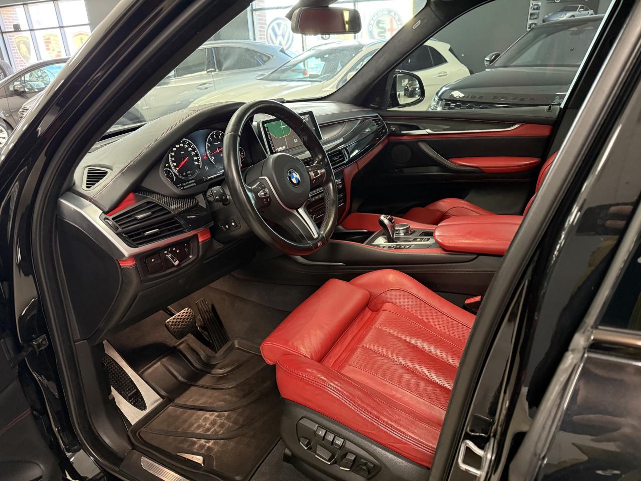 2016 BMW X5 M AWD 4dr///NO ACCIDENTS///567HP///RED ON BLACK/// Photo