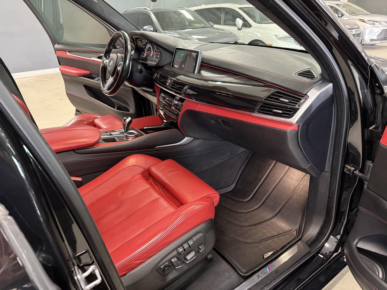 2016 BMW X5 M AWD 4dr///NO ACCIDENTS///567HP///RED ON BLACK/// Photo